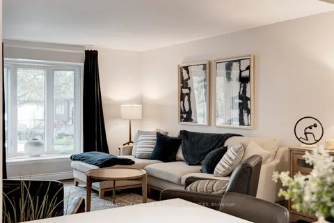 4259 Forsyth Boulevard, Burlington, ON L7L 2M2
