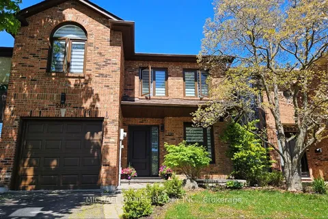 2097 CHRISDON Road, Burlington, ON L7M 3S3