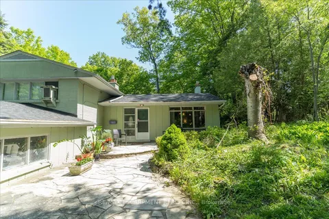 757 Meadow Wood Road, Mississauga, ON L5J 2S7