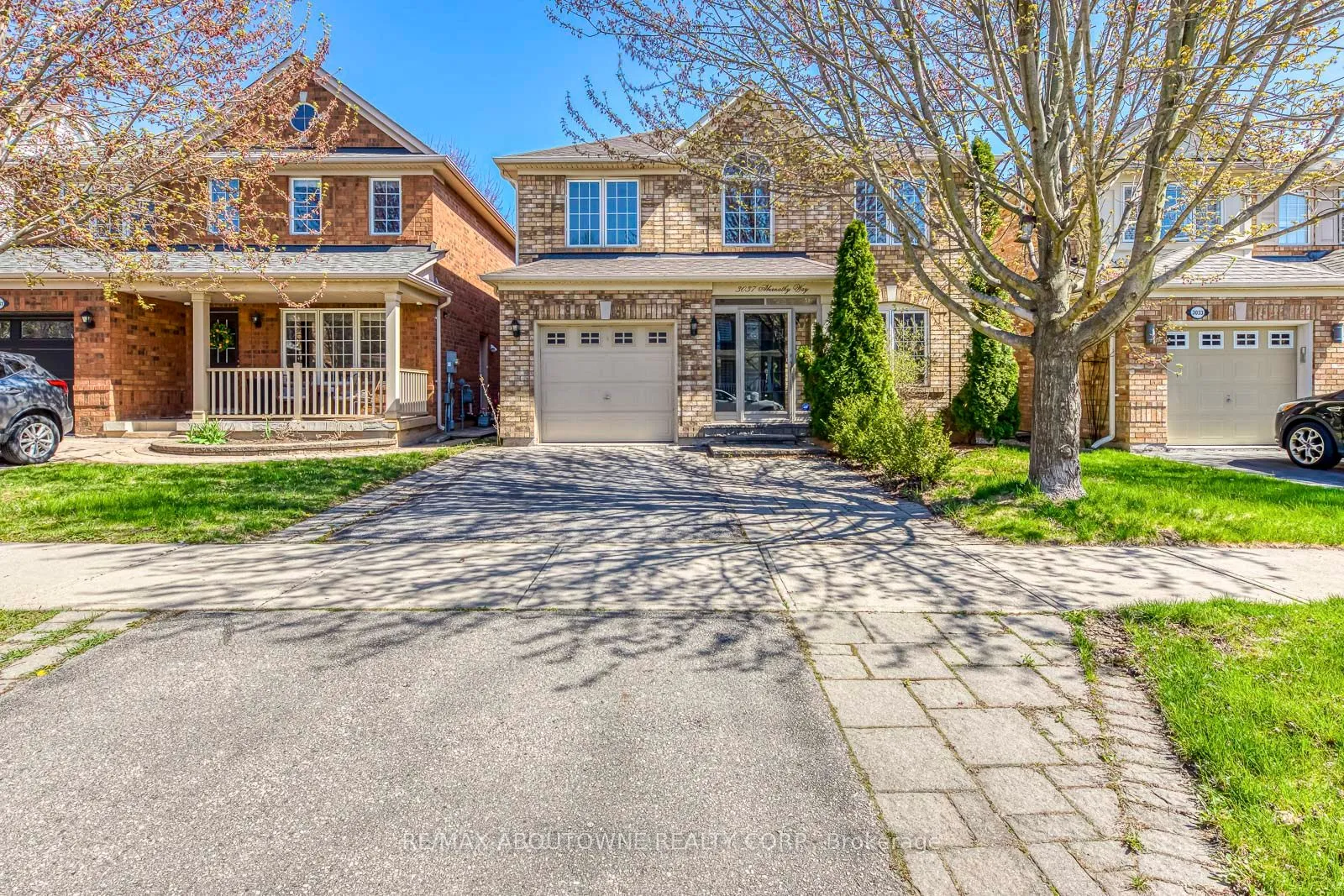 3037 Abernathy Way, Oakville, ON L6M 5C1