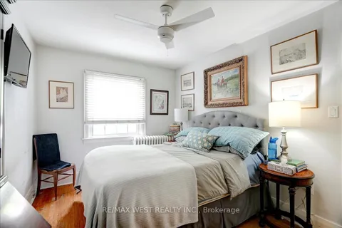 30 Glendale Avenue, ON M6R 2S7