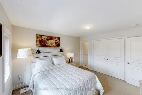 482 Wheat Boom Drive, Oakville, ON L6H 0R4