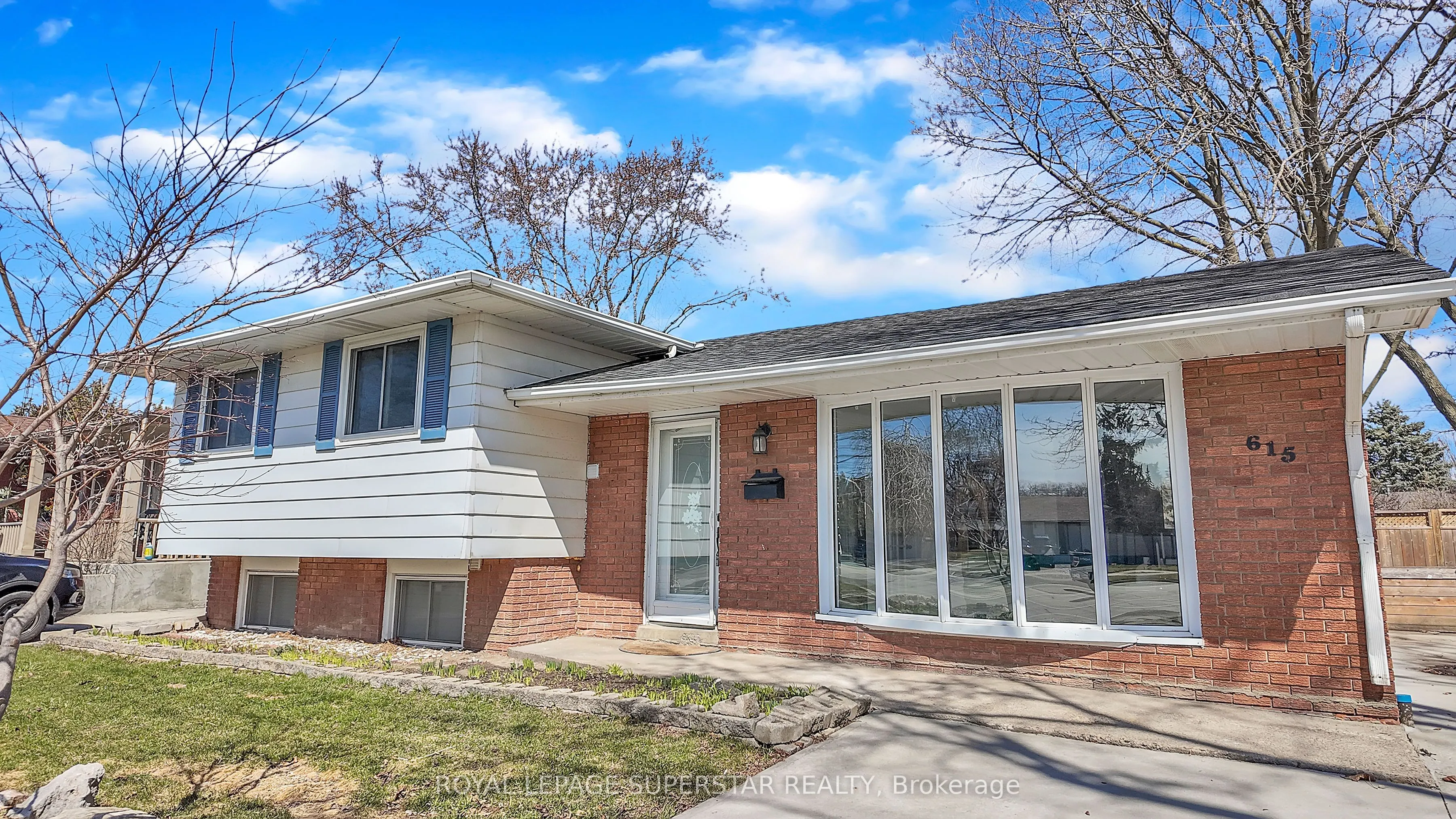 615 Walkers Line, Burlington, ON L7N 2E6
