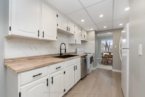 26 Monterey Avenue, Brampton, ON L6Z 1B5