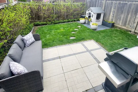 570 Duncan Lane, Milton, ON L9T 0W1