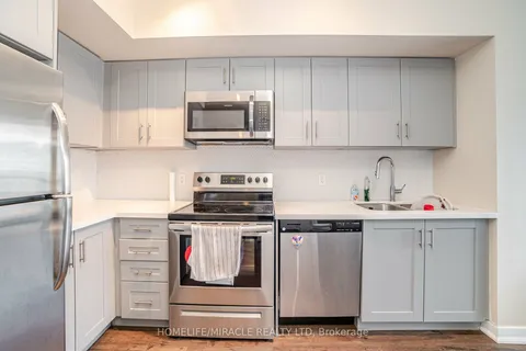 2220 Lake Shore Boulevard, Toronto, ON M8V 0C1
