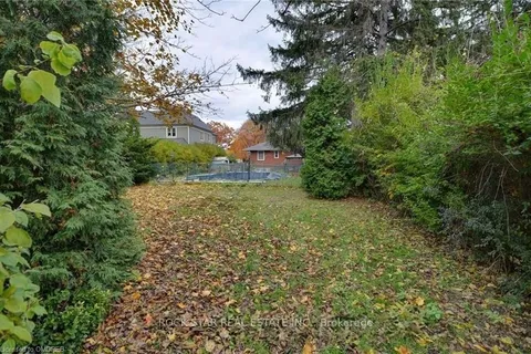 260 WELDON Avenue, Oakville, ON L6K 2J1