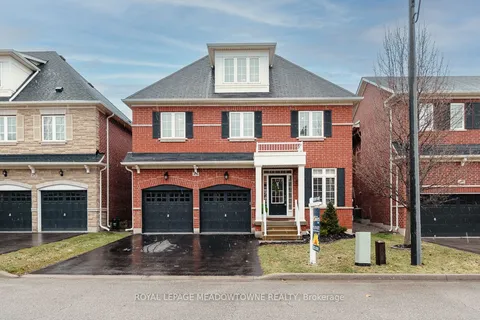 476 Laundon Terrace, Milton, ON L9T 7X9