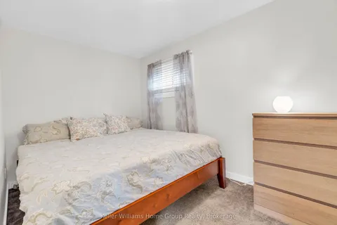 179 Angelene Street, ON L5G 1X1