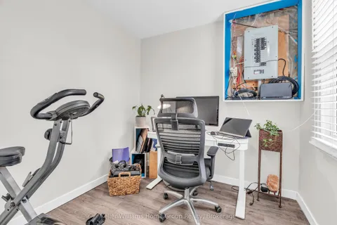 179 Angelene Street, ON L5G 1X1
