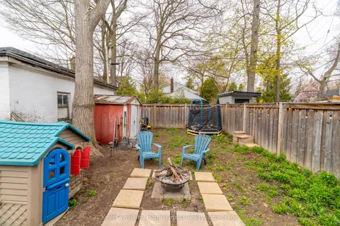 179 Angelene Street, ON L5G 1X1