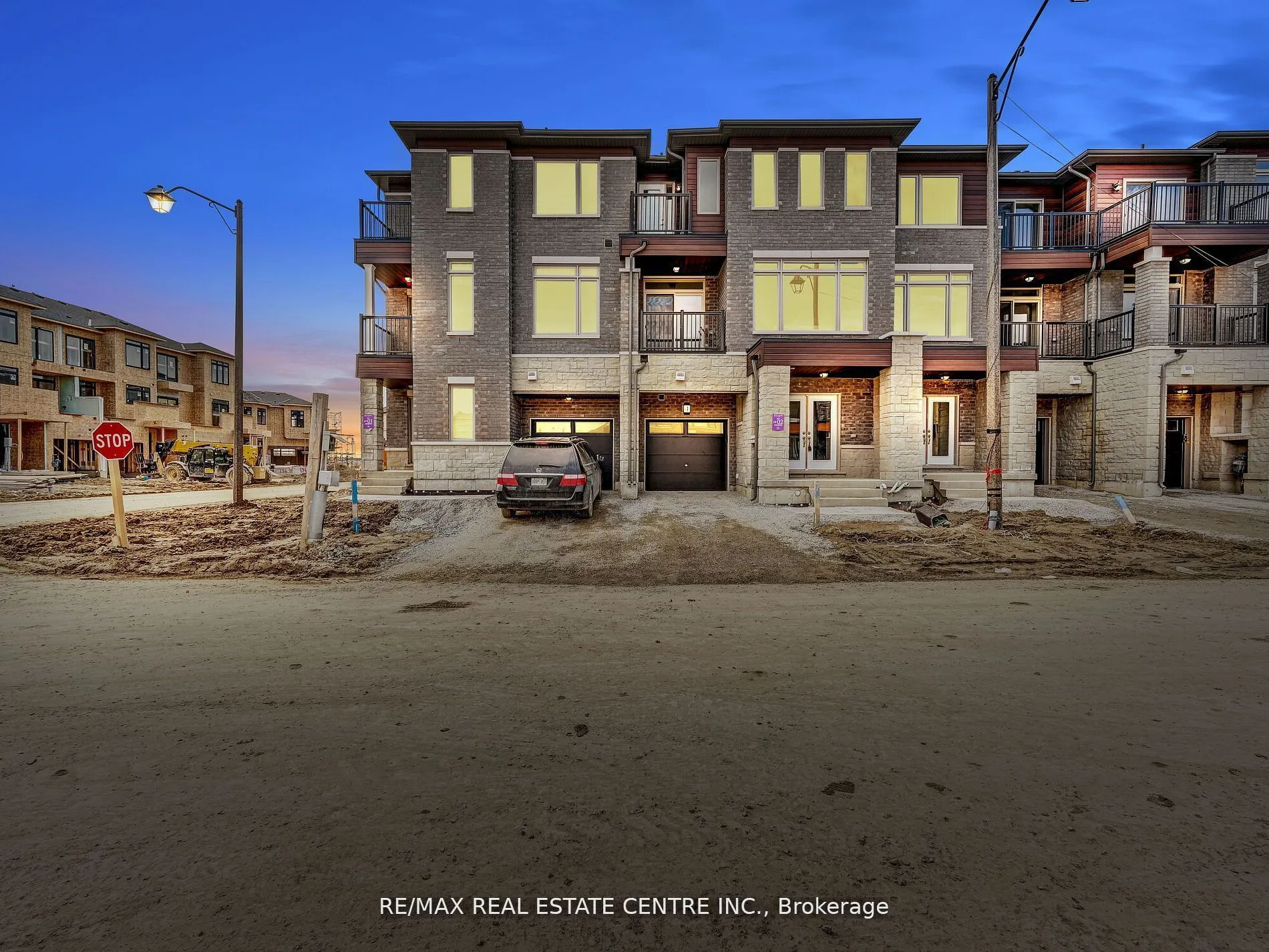 4 Haydrop Road, Brampton, ON L6P 4N9