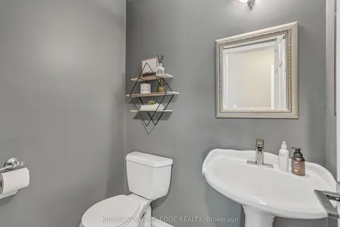 1351 Bryanston Court, Burlington, ON L7P 3N7