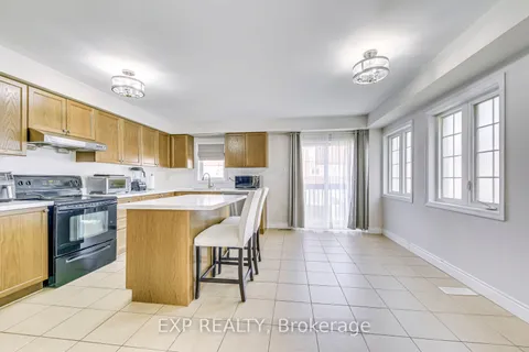 751 Candlestick Circle, Mississauga, ON L4Z 0B2