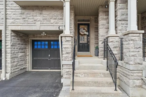 3038 Haines Road, Mississauga, ON L4Y 0C8