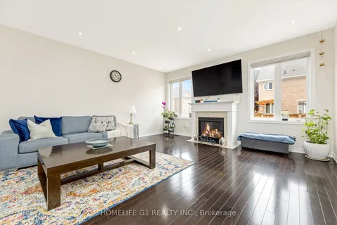 9 Brethby Street, Caledon, ON L7C 3W2