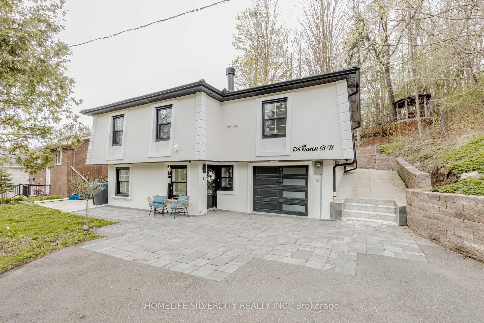 134 Queen Street, Caledon, ON L7E 2M7