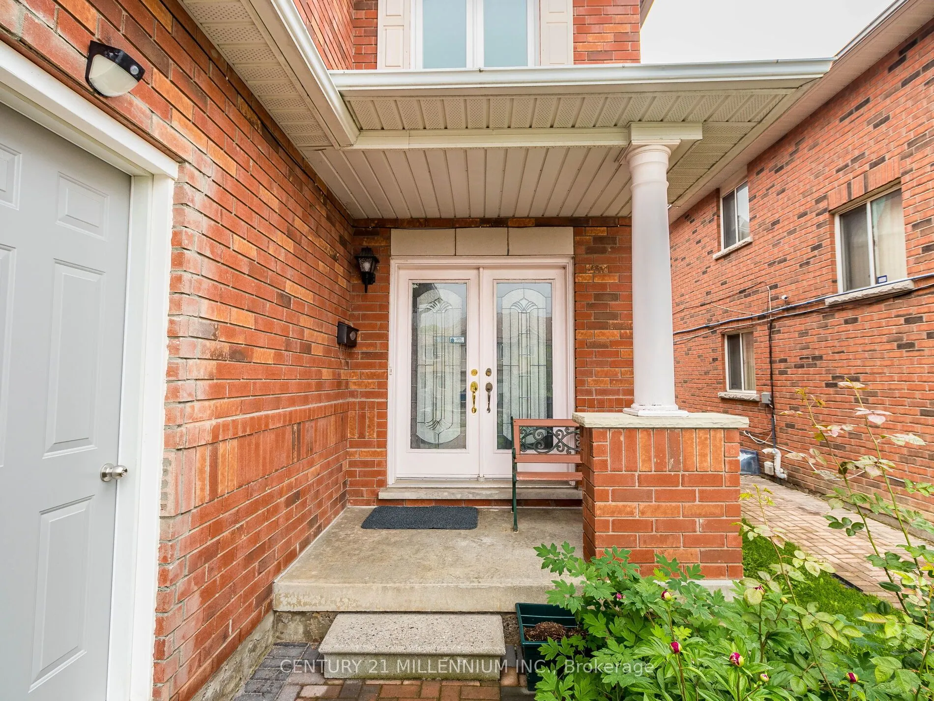 33 Wycombe Road, Toronto, ON M3M 2W6