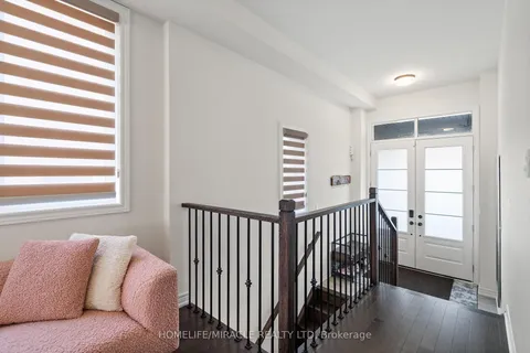 609 Beam Court, Milton, ON L9E 1L3
