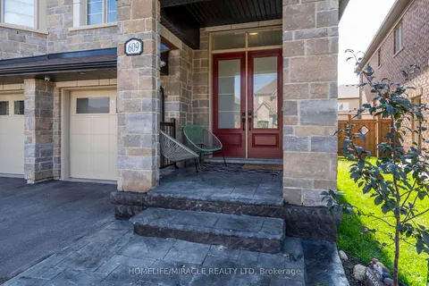 609 Beam Court, Milton, ON L9E 1L3
