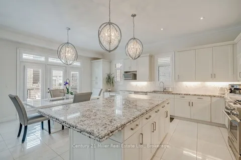54 Threshing Mill Boulevard, Oakville, ON L6H 0V6