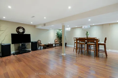 43 Humbershed Crescent, ON L7E 2X3