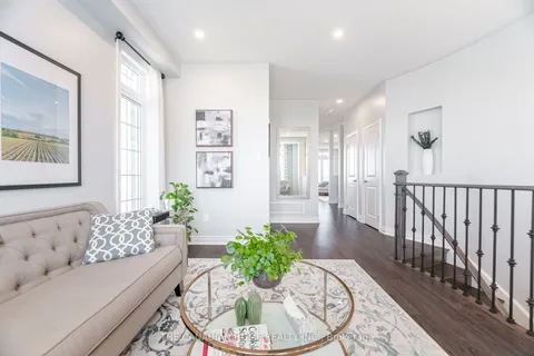 2439 Baronwood Drive, Oakville, ON L6M 0J7