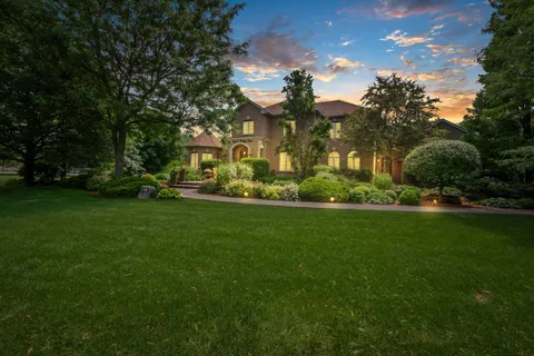 10 Forest Ridge Crescent, Halton Hills, ON L0P 1H0