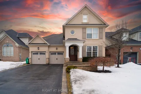 593 Renshaw Court, ON L5H 4L7