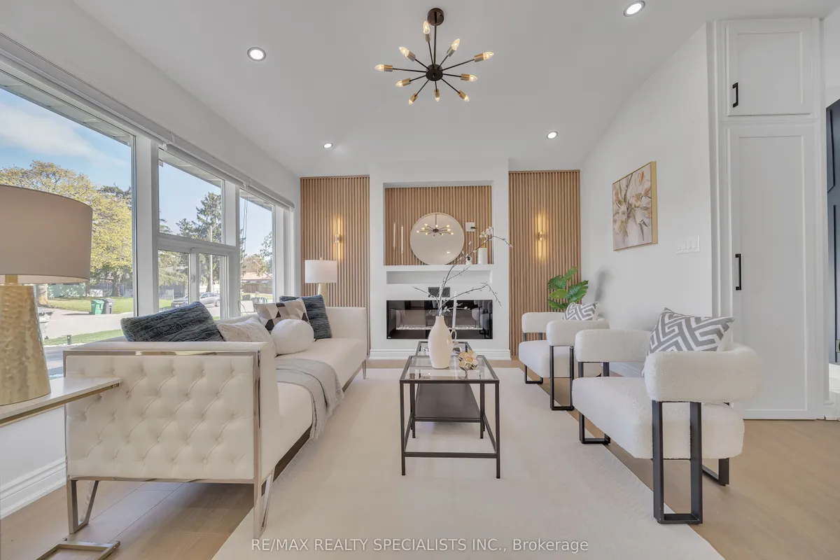 9 Pleaseley Road, Brampton, ON L6W 1K7