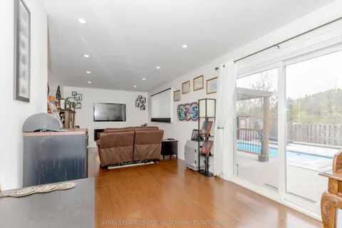 119 Connaught Crescent, Caledon, ON L7E 2S3