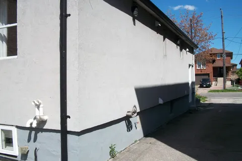 53 Regent Road, ON M3K 1G8