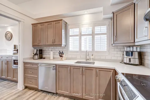 234 Elizabeth Street, Brampton, ON L6Y 1S1