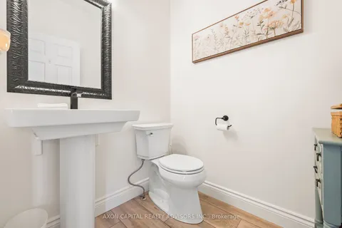 82 Spencer Avenue, Orangeville, ON L9W 5H8