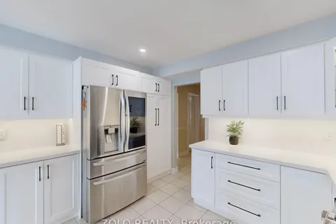 141 Kenpark Avenue, ON L6Z 3J8