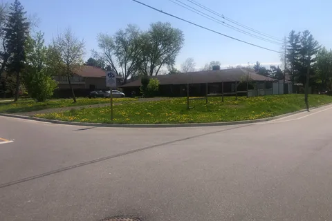 1710 CARRINGTON Road, ON L5M 2K2
