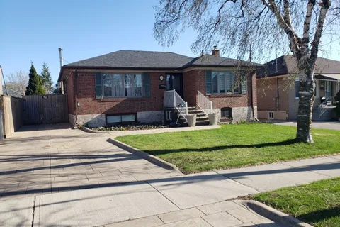 35 Marcia Avenue, ON M6B 2Y6