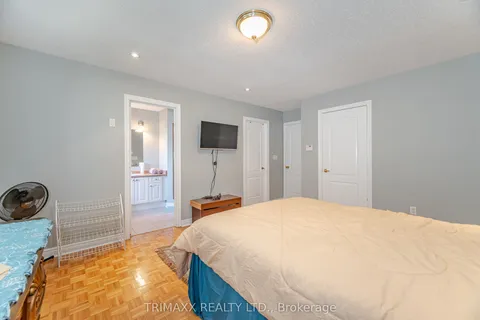 330 Ellwood Drive, ON L7E 2G9