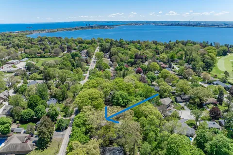 768 King Road, ON L7T 3K6
