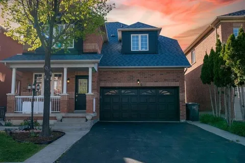 6 Bentgrass Lane, ON L7A 3K2