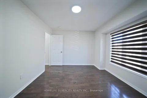 6 Bentgrass Lane, ON L7A 3K2