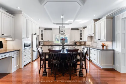 19728 Kennedy Road, ON L7K 1Y2