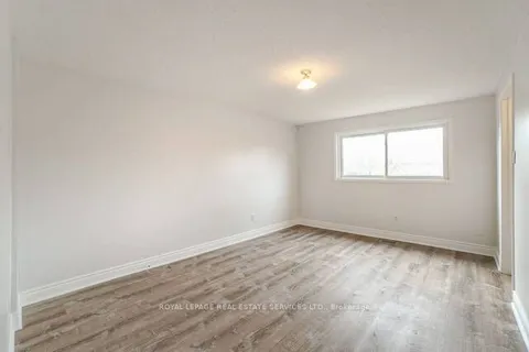 6 Albemarle Court, ON L6Z 1R4