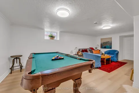 30 Norgrove Crescent, ON M9P 3C6