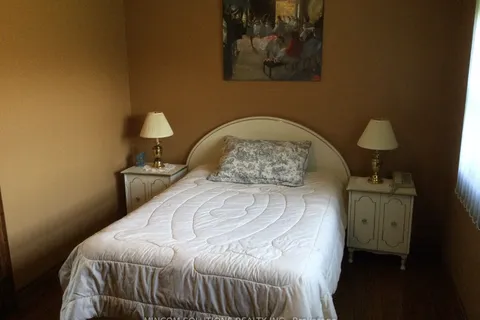 167 Kingsview Boulevard, Toronto, ON M9R 1V7