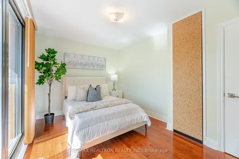 86 Crendon Drive, ON M9C 3H3