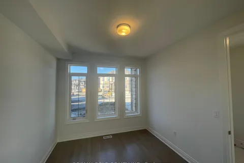31 Dolomite Drive, ON L6P 4R6