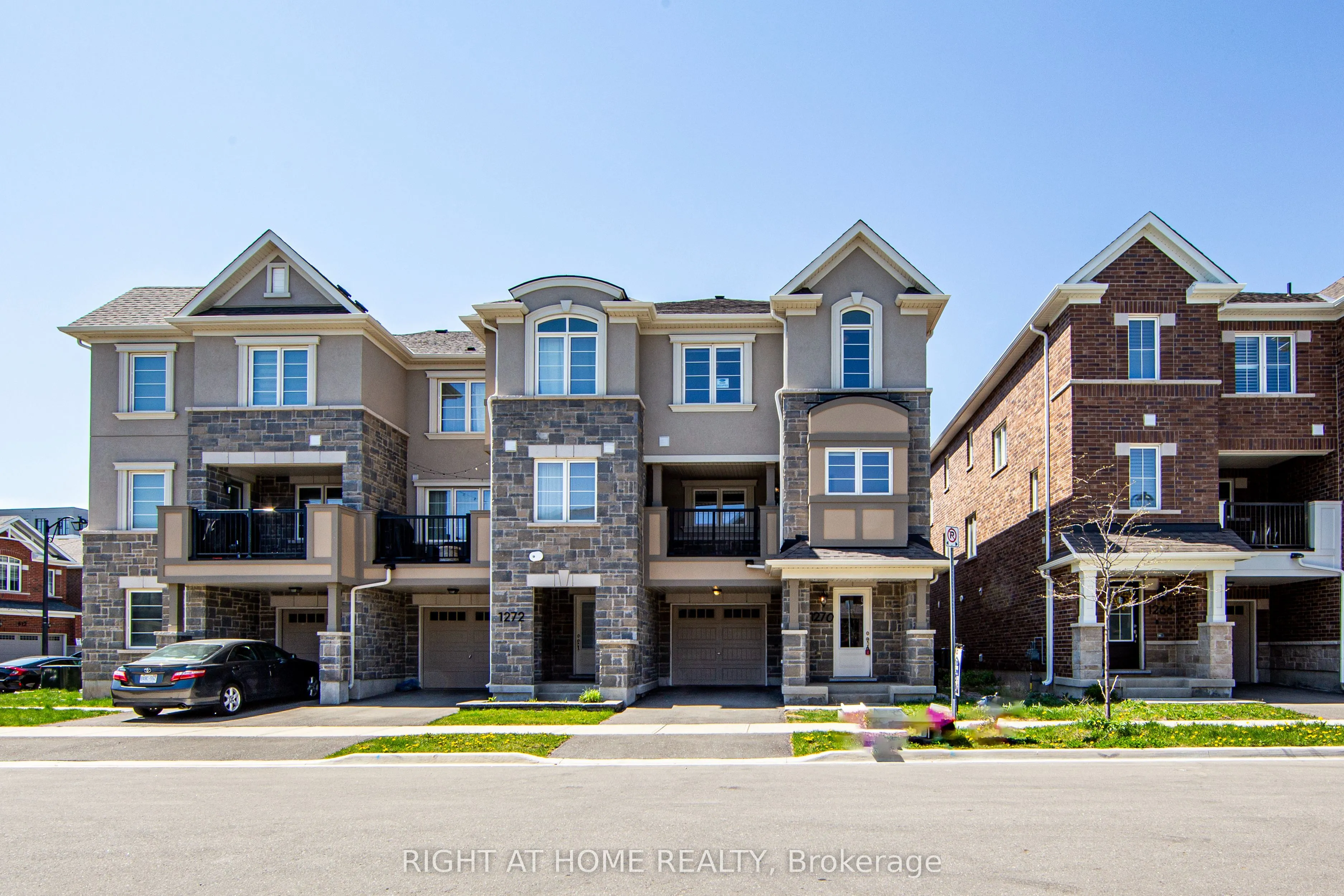 1270 Wintergreen Place, ON L9E 1S4