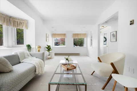 5 Royal York Road, ON M8V 2S8