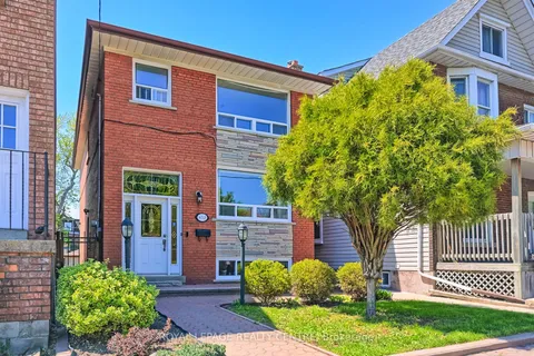 852 Ossington Avenue, ON M6G 3V1